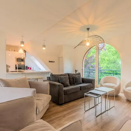 Apartman 3 Avec Parking Prive Et Terrasse