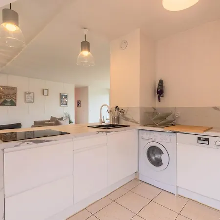 3 Avec Parking Prive Et Terrasse