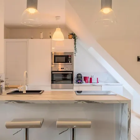 3 Avec Parking Prive Et Terrasse Lejlighed Roubaix